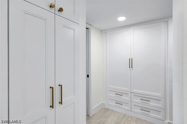 6101 Pelican Bay BLVD 305, Naples, FL 34108