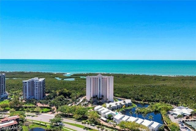 6101 Pelican Bay BLVD 305, Naples, FL 34108