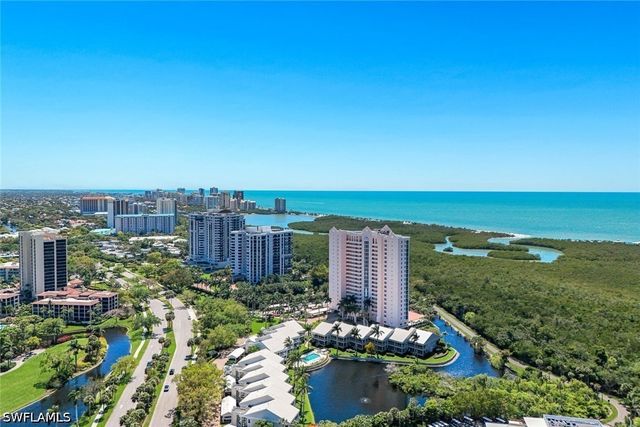 6101 Pelican Bay BLVD 305, Naples, FL 34108