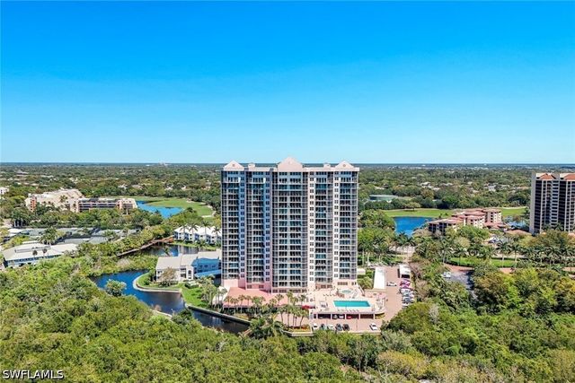 6101 Pelican Bay BLVD 305, Naples, FL 34108