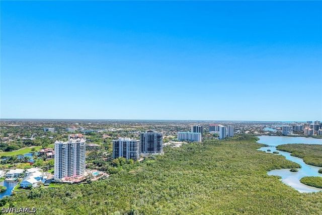 6101 Pelican Bay BLVD 305, Naples, FL 34108