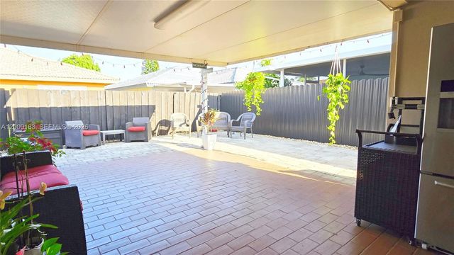 3796 SW 148th Ct, Miami, FL 33185