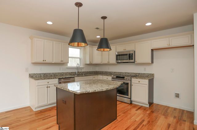 31 Goodwin Farms Court, Travelers Rest, SC 29690