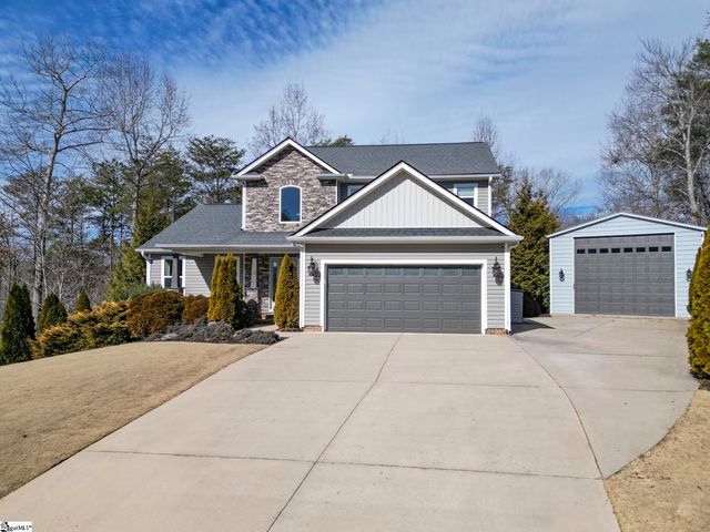 31 Goodwin Farms Court, Travelers Rest, SC 29690