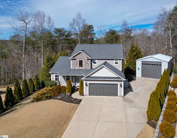 31 Goodwin Farms Court, Travelers Rest, SC 29690