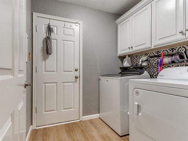 328 E Charlotte Terrace, Mustang, OK 73064