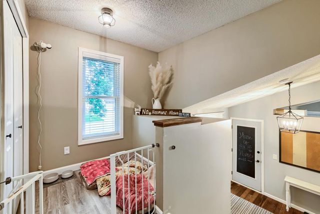 9182 Jergen Bay S, Cottage Grove, MN 55016