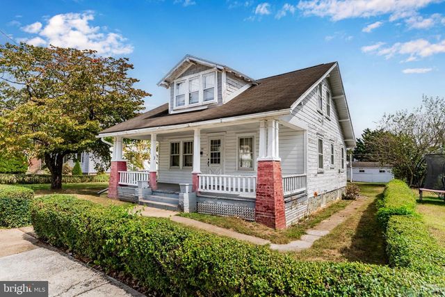 420 CHESTNUT STREET, Mount Holly Springs, PA 17065