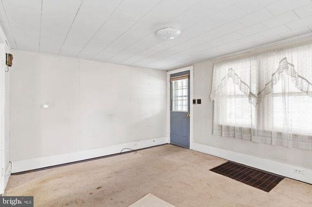 420 CHESTNUT STREET, Mount Holly Springs, PA 17065