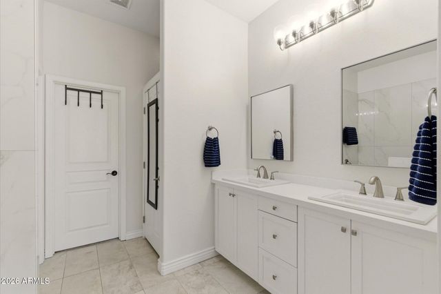 19475 N GRAYHAWK Drive 1150, Scottsdale, AZ 85255