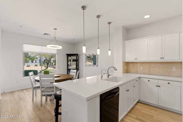 19475 N GRAYHAWK Drive 1150, Scottsdale, AZ 85255