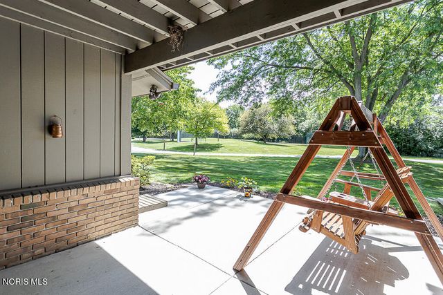 29642 E River Road, Perrysburg, OH 43551