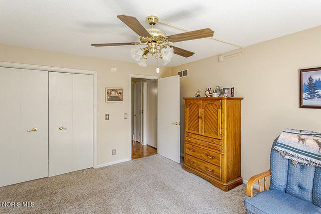 29642 E River Road, Perrysburg, OH 43551