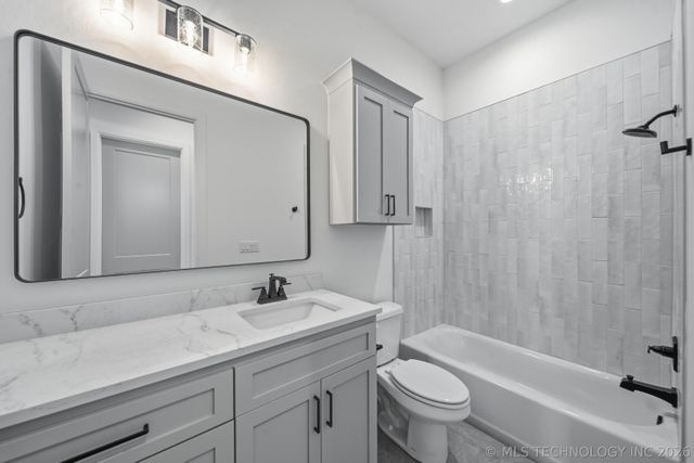 21822 E 138th Street S, Broken Arrow, OK 74014