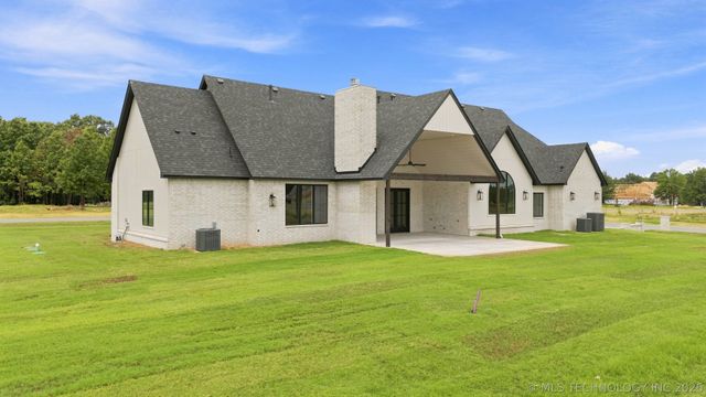 21822 E 138th Street S, Broken Arrow, OK 74014