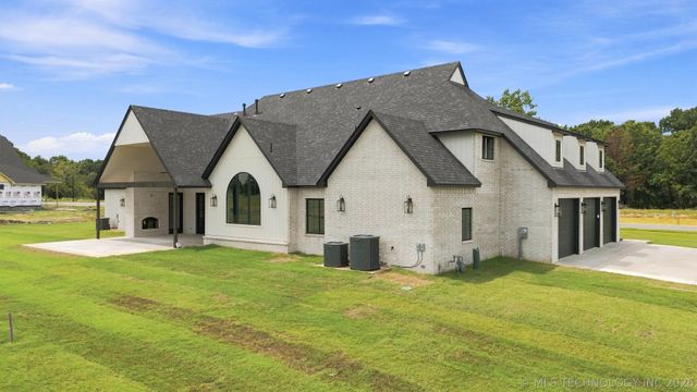 21822 E 138th Street S, Broken Arrow, OK 74014