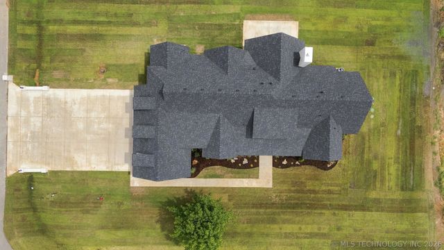 21822 E 138th Street S, Broken Arrow, OK 74014