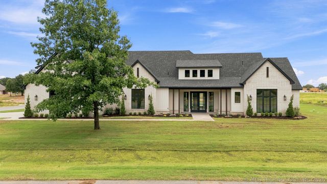 21822 E 138th Street S, Broken Arrow, OK 74014