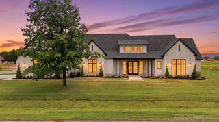 21822 E 138th Street S, Broken Arrow, OK 74014