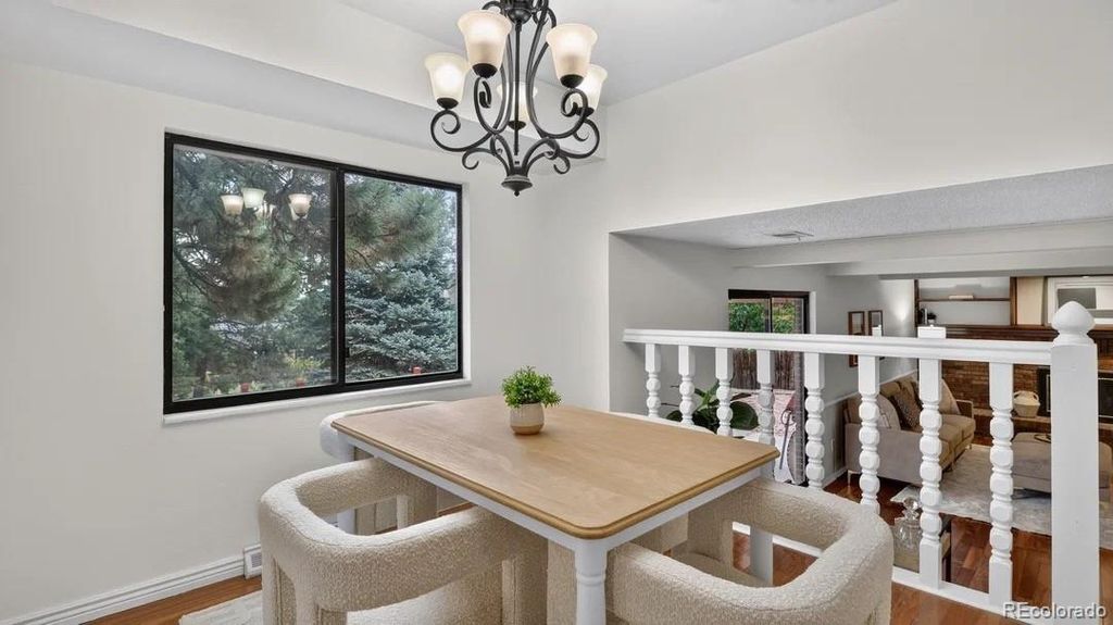 Image 13 of property listing at 3053 E Phillips Drive, Centennial, CO 80122