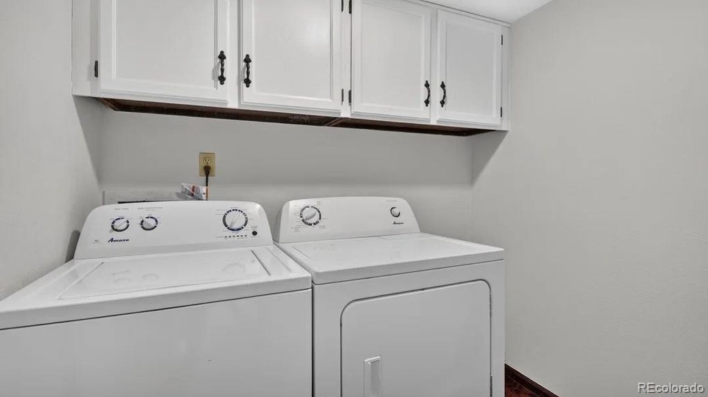 Image 18 of property listing at 3053 E Phillips Drive, Centennial, CO 80122