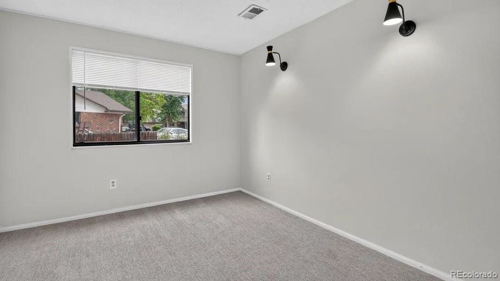 Image 20 of property listing at 3053 E Phillips Drive, Centennial, CO 80122