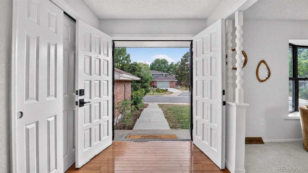 Image 3 of property listing at 3053 E Phillips Drive, Centennial, CO 80122