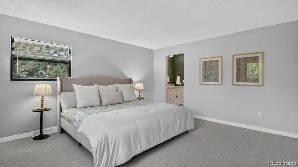 Image 21 of property listing at 3053 E Phillips Drive, Centennial, CO 80122