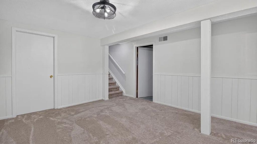 Image 30 of property listing at 3053 E Phillips Drive, Centennial, CO 80122