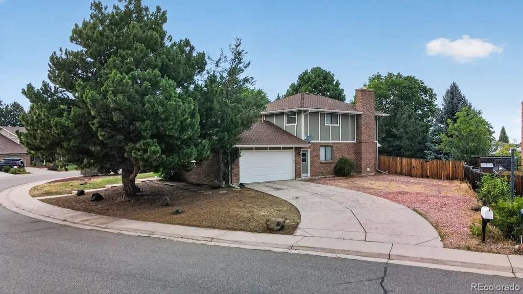 Image 38 of property listing at 3053 E Phillips Drive, Centennial, CO 80122