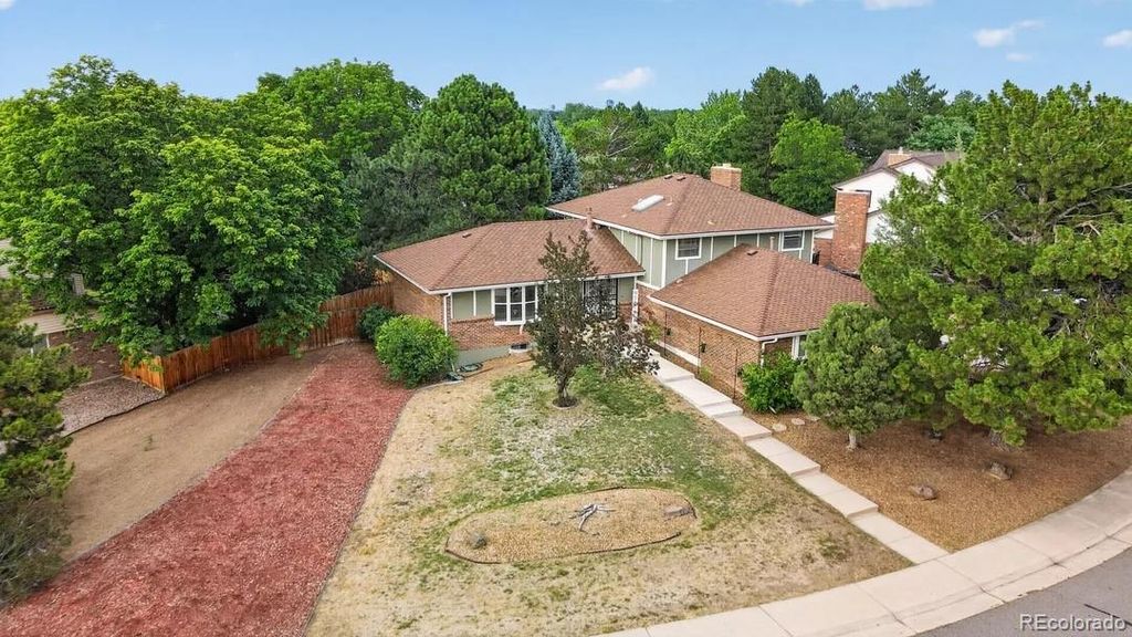 Image 42 of property listing at 3053 E Phillips Drive, Centennial, CO 80122