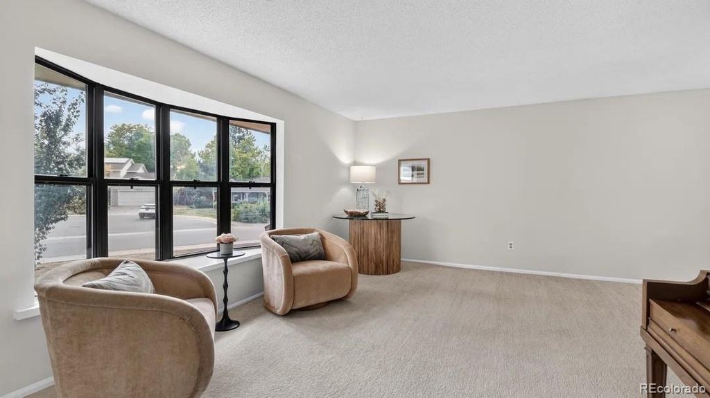 Image 6 of property listing at 3053 E Phillips Drive, Centennial, CO 80122