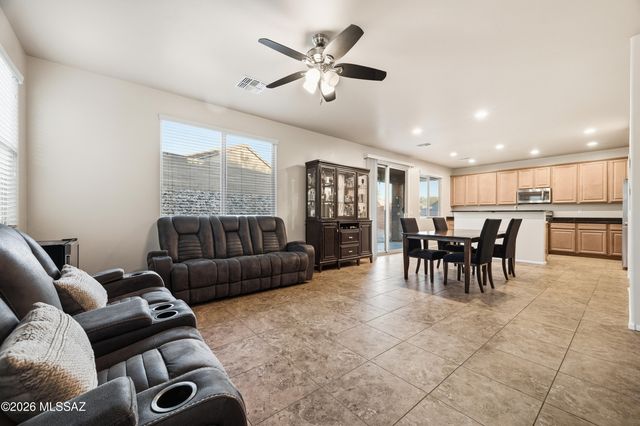 14302 N Fragile Clay Avenue, Marana, AZ 85658