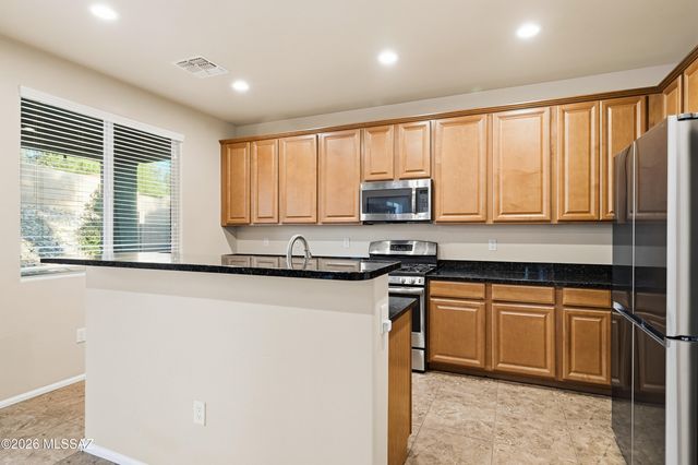 14302 N Fragile Clay Avenue, Marana, AZ 85658