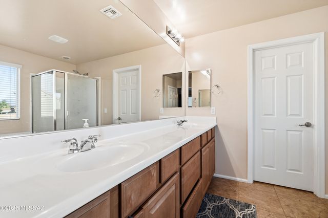 14302 N Fragile Clay Avenue, Marana, AZ 85658