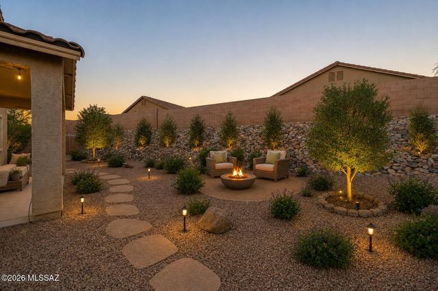14302 N Fragile Clay Avenue, Marana, AZ 85658
