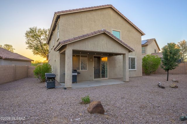 14302 N Fragile Clay Avenue, Marana, AZ 85658