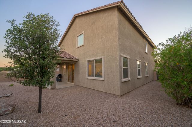 14302 N Fragile Clay Avenue, Marana, AZ 85658