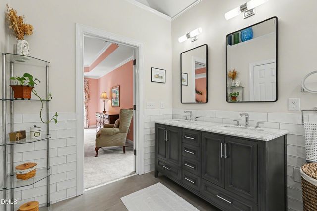 116 Loch Pointe Drive, Cary, NC 27518