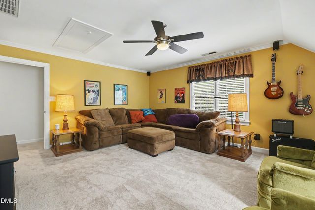 116 Loch Pointe Drive, Cary, NC 27518