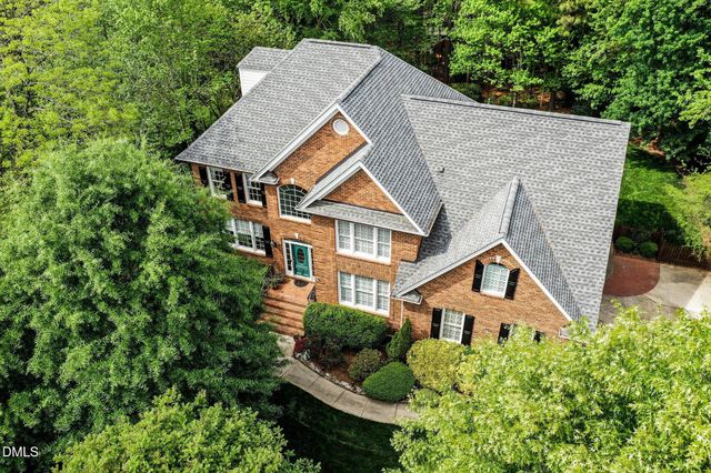 116 Loch Pointe Drive, Cary, NC 27518
