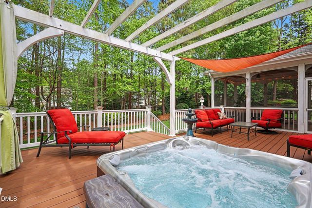 116 Loch Pointe Drive, Cary, NC 27518