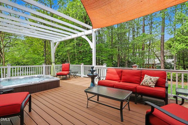 116 Loch Pointe Drive, Cary, NC 27518