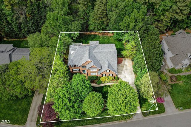 116 Loch Pointe Drive, Cary, NC 27518