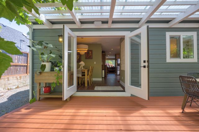 1222 NW Washington Boulevard, Grants Pass, OR 97526