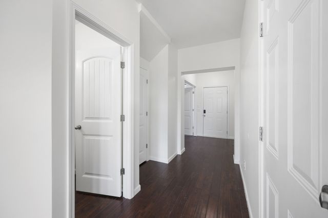 1057 Oakhall Dr, Mount Juliet, TN 37122