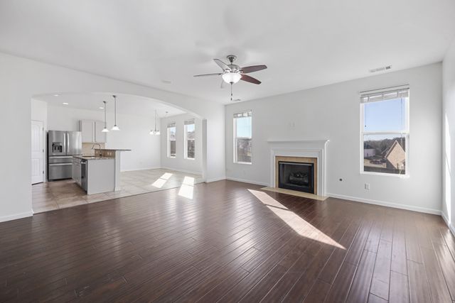 1057 Oakhall Dr, Mount Juliet, TN 37122