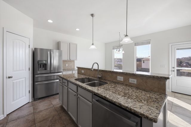 1057 Oakhall Dr, Mount Juliet, TN 37122