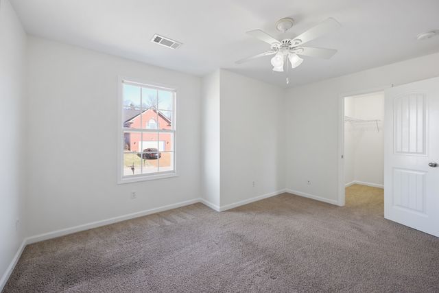 1057 Oakhall Dr, Mount Juliet, TN 37122