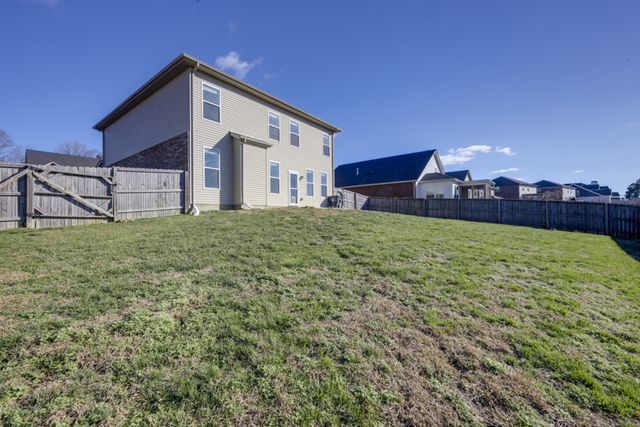 1057 Oakhall Dr, Mount Juliet, TN 37122